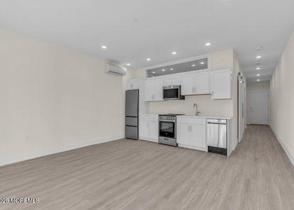 19 Carr Avenue - Photo 1