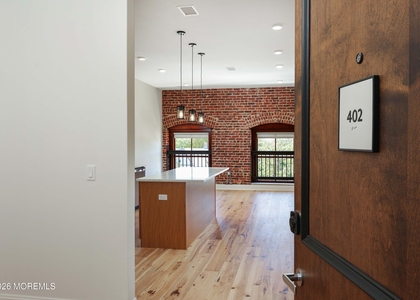 179 Chelsea Avenue - Photo 1