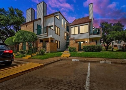 2309 Balsam - Photo 1