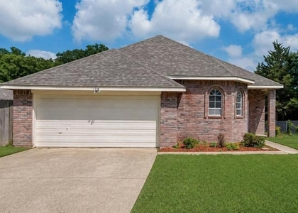 109 Brockway Drive - Photo 1