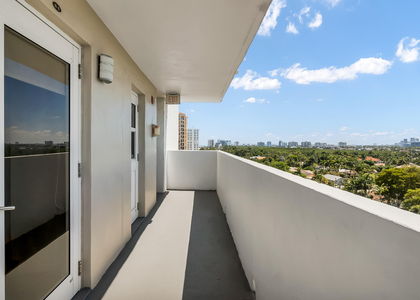 2200 Ne 33rd Avenue - Photo 1