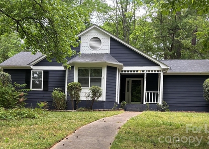 10221 Grand Junction Road - Photo 1