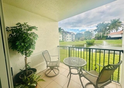 402 Villa Circle - Photo 1