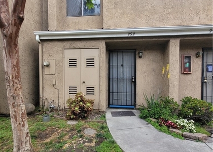 959 S Mountain - Photo 1