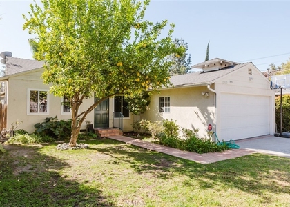 12832 Kling Street - Photo 1