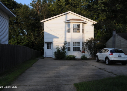 1485 Nelson Street - Photo 1