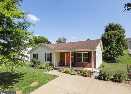 1114 Ashby Street - Photo 1