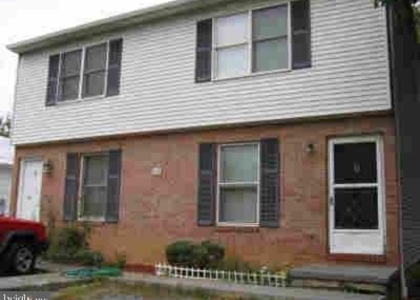 578 York Avenue - Photo 1