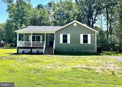 346 Brooks Drive - Photo 1