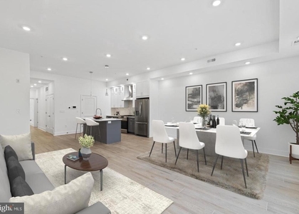 1335 N Franklin Street - Photo 1