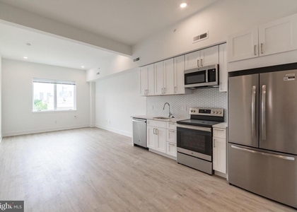 1622 Point Breeze Avenue - Photo 1