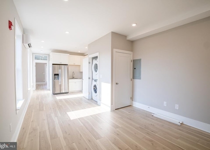 720 N Preston Street - Photo 1