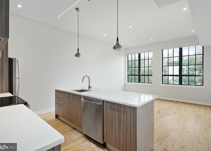 412 S 13th Street - Photo 1
