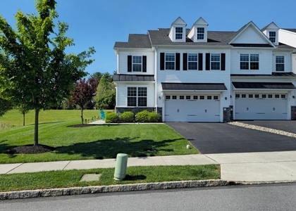 499 Lee Place - Photo 1