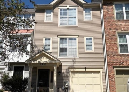 2251 Commissary Circle - Photo 1