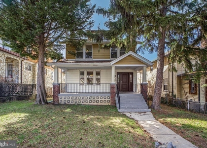 3216 22nd Street Ne - Photo 1