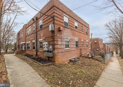 61 Forrester Street Sw - Photo 1