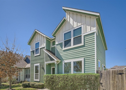 1604 Los Olivios Way - Photo 1