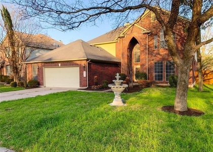 2101 Smoke Tree Trl - Photo 1