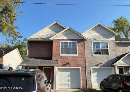 2135 Ashland Street - Photo 1
