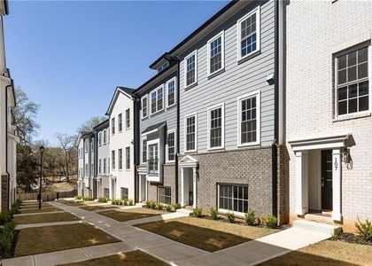 3165 Dogwood Drive - Photo 1