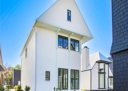 135 Carlyle Lane - Photo 1