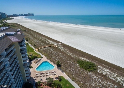 180 Seaview Court - Photo 1