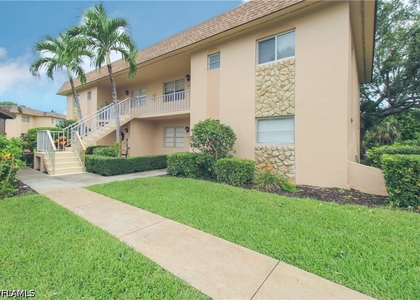 729 Palm View Drive - Photo 1
