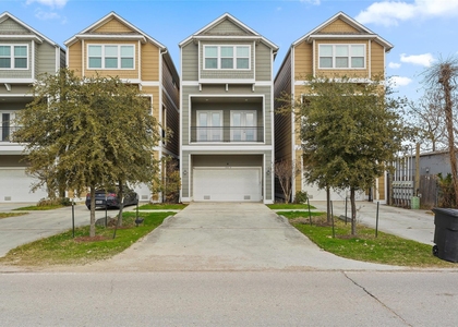 1221 W 19th Street - Photo 1
