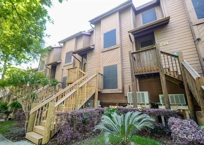 737 Davis Road - Photo 1