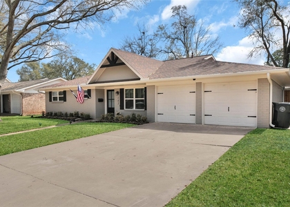 143 Bluebonnet Street - Photo 1