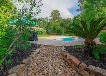 10 Delphinium Place - Photo 1