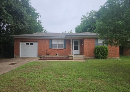 6419 Onyx Drive N - Photo 1