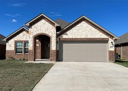 804 Ransom Way - Photo 1