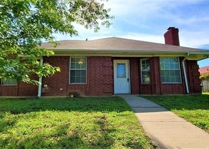 3117 N Bell Avenue - Photo 1