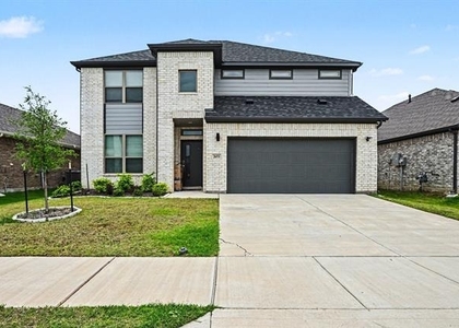 2653 Keokuk Street - Photo 1