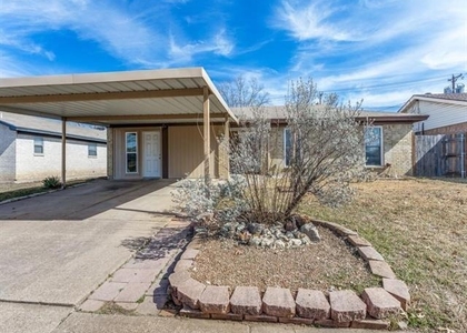 6924 Richardson Drive - Photo 1