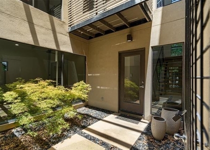 4230 Munger Avenue - Photo 1