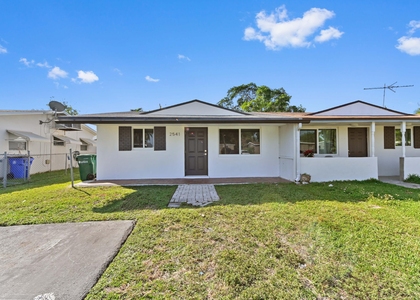 2541 Nw 64th Terrace - Photo 1