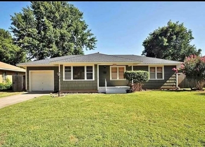 1505 Huntington Way - Photo 1