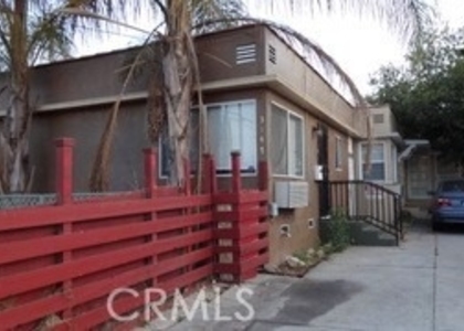 3147 S Halm Avenue - Photo 1