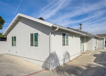9031 El Dorado Avenue - Photo 1