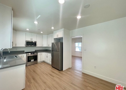 4441 Tujunga Avenue - Photo 1