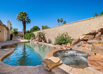 44965 Malia Circle - Photo 1
