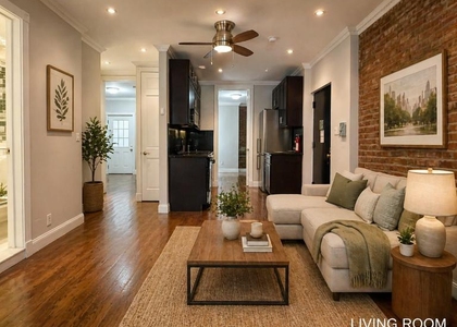 326 E 100th St - Photo 1
