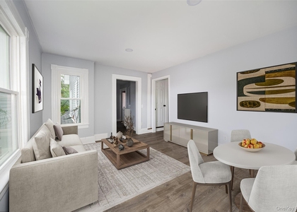 39 Fowler Avenue - Photo 1
