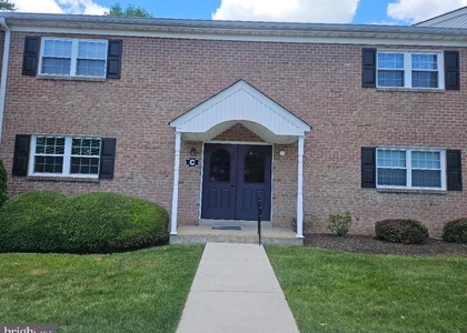 598 Belmont Avenue - Photo 1
