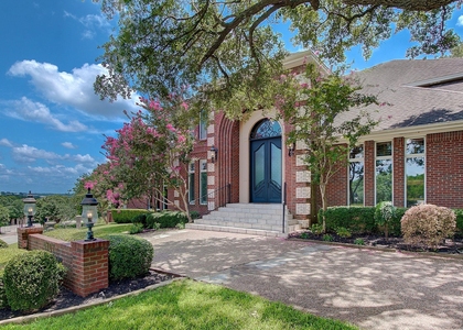 4707 Mantle Dr - Photo 1
