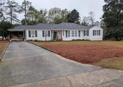 220 Dixie Drive - Photo 1