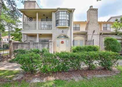 800 Country Place Drive - Photo 1
